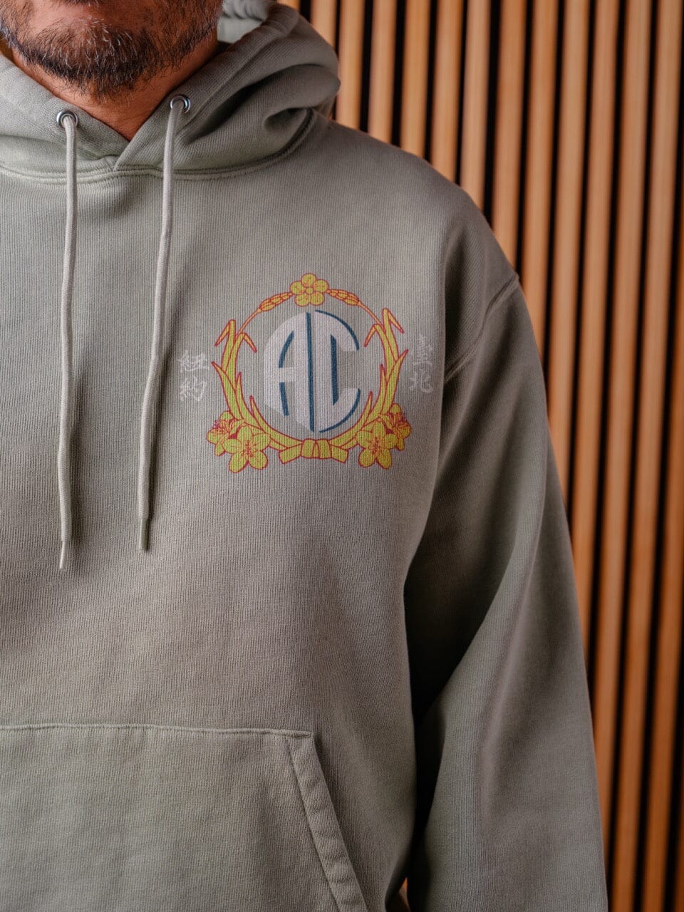 Crest Hoodie Hoodie a/c space 